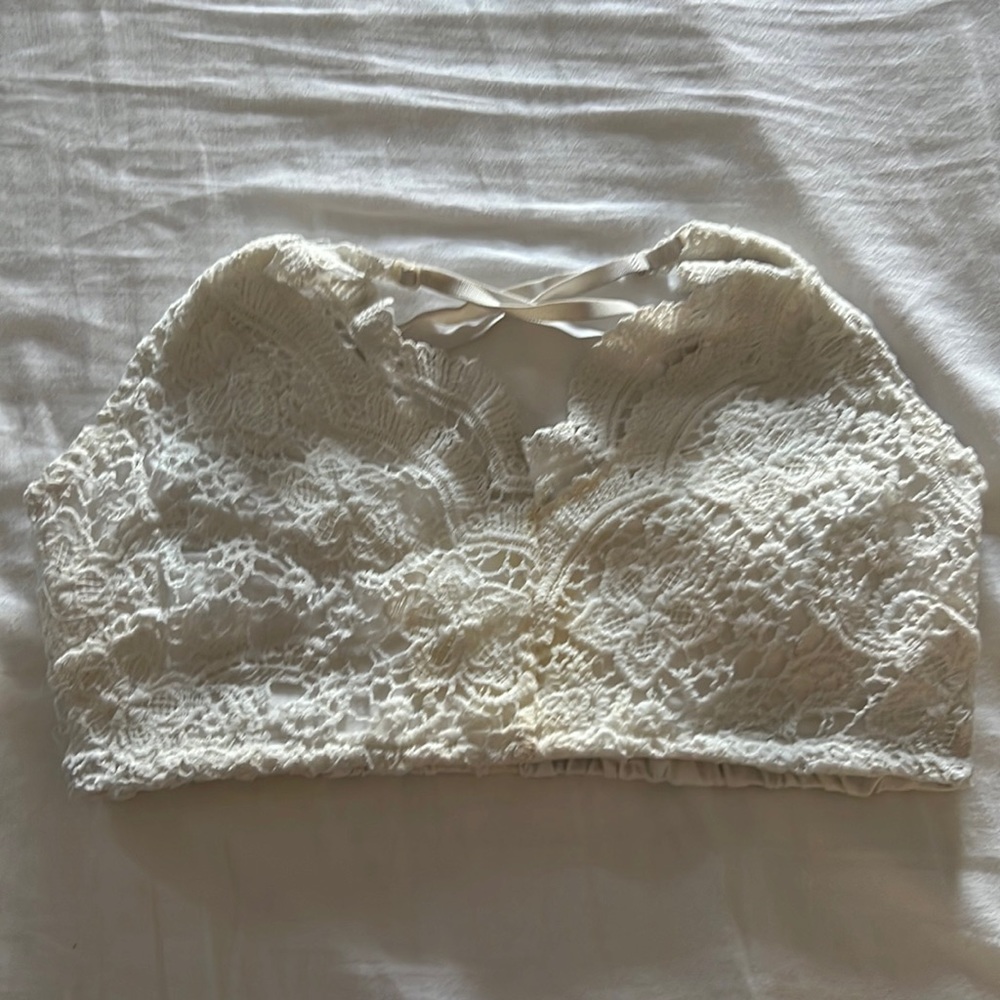 BKMGC Branded White Padded Top size Small